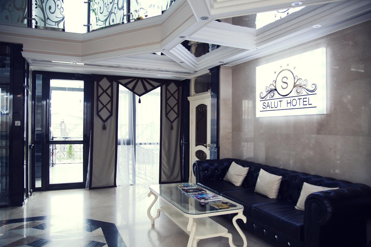 Salut Hotel Almaty Exterior foto